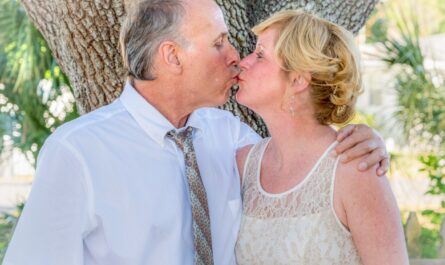 beach wedding, happy couple, sunset